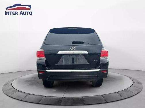 2013 Toyota Highlander SE