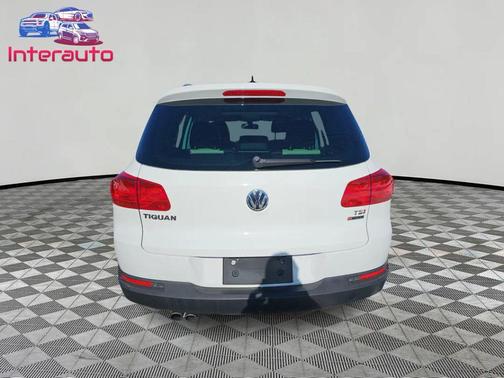 2017 Volkswagen Tiguan 2.0T Wolfsburg Edition