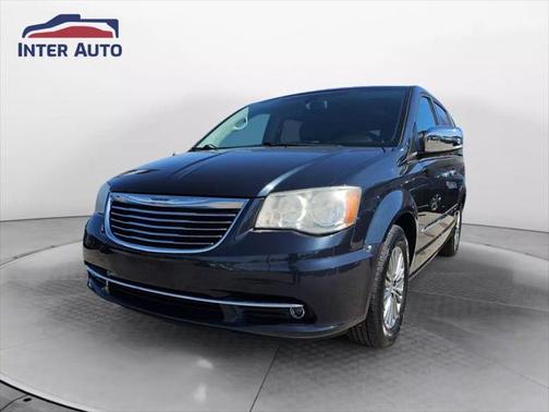 2014 Chrysler Town & Country Touring-L