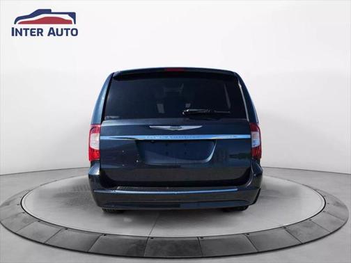 2014 Chrysler Town & Country Touring-L