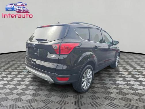 Agate Black Metallic 2019 Ford Escape SEL