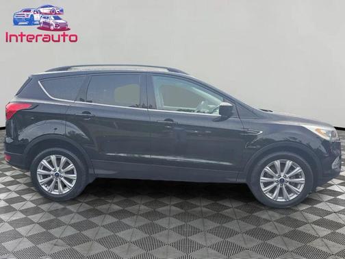 Agate Black Metallic 2019 Ford Escape SEL