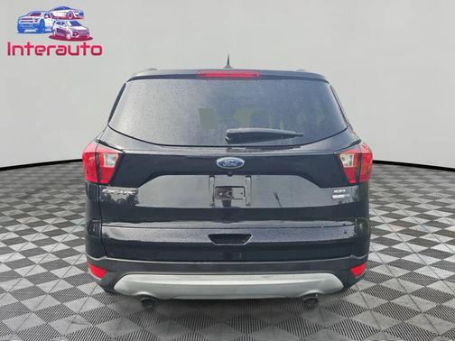 Agate Black Metallic 2019 Ford Escape SEL