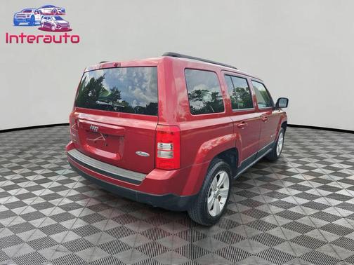 Deep Cherry Red Crystal Pearlcoat 2011 Jeep Patriot Sport