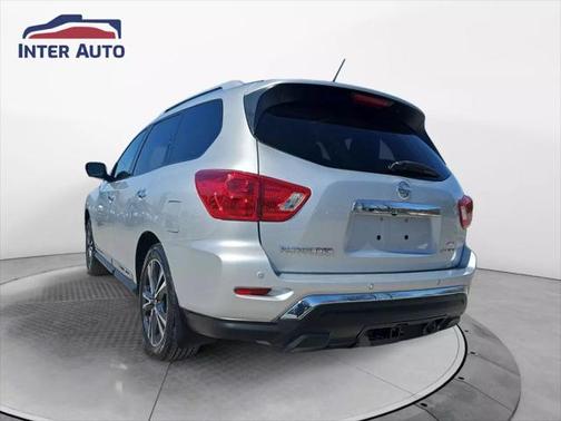 2017 Nissan Pathfinder Platinum