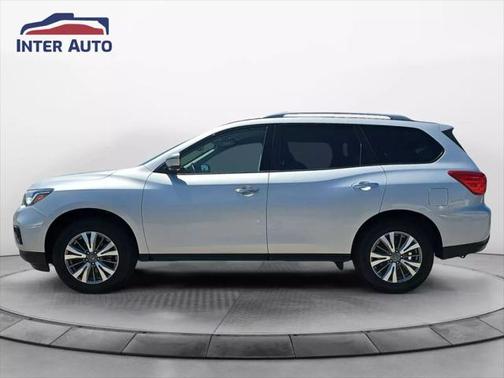 2018 Nissan Pathfinder SV