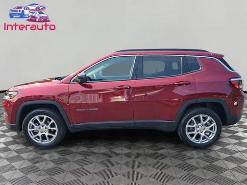 Velvet Red Pearlcoat 2022 Jeep Compass Latitude Lux