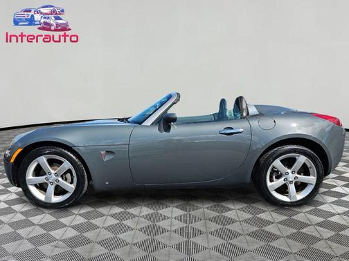 2008 Pontiac Solstice Convertible 2D