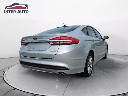 2017 Ford Fusion Hybrid SE