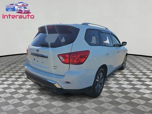 2018 Nissan Pathfinder SL