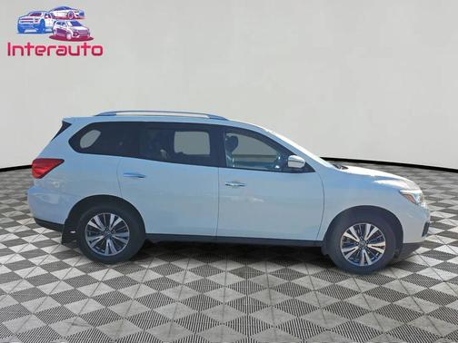 2018 Nissan Pathfinder SL