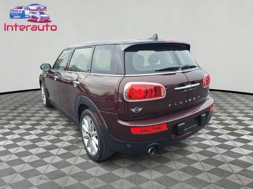 Burgundy 2016 MINI Clubman Cooper
