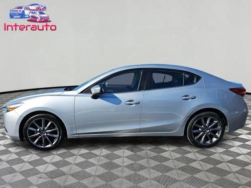 2018 Mazda Mazda3 Touring