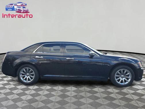 Black 2011 Chrysler 300 Limited