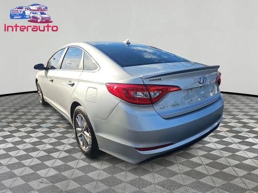 2016 Hyundai SONATA SE
