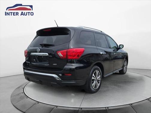 2018 Nissan Pathfinder S