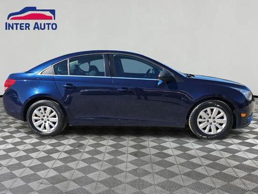 2011 Chevrolet Cruze LS