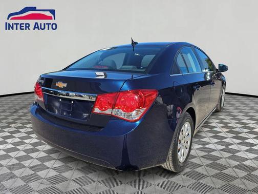 2011 Chevrolet Cruze LS