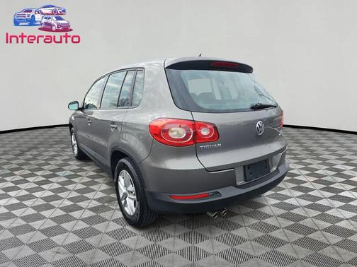2011 Volkswagen Tiguan S