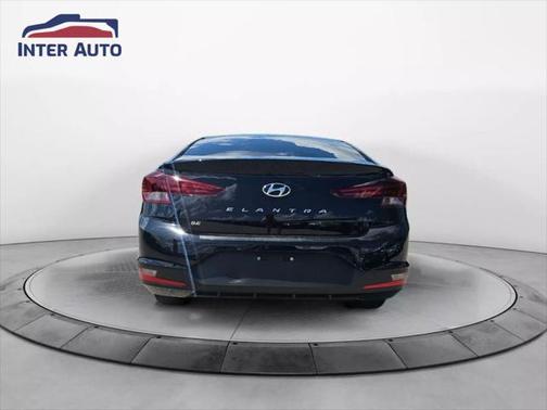 2020 Hyundai ELANTRA SE