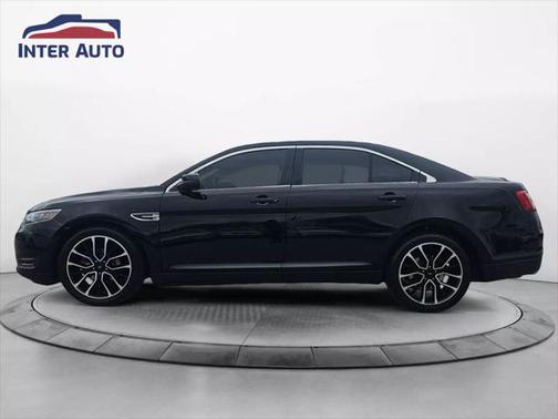 2018 Ford Taurus SEL