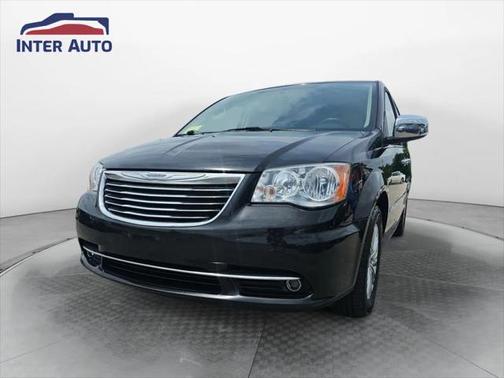 2015 Chrysler Town & Country Touring-L