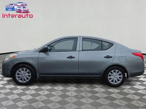 2013 Nissan Versa 1.6 S+