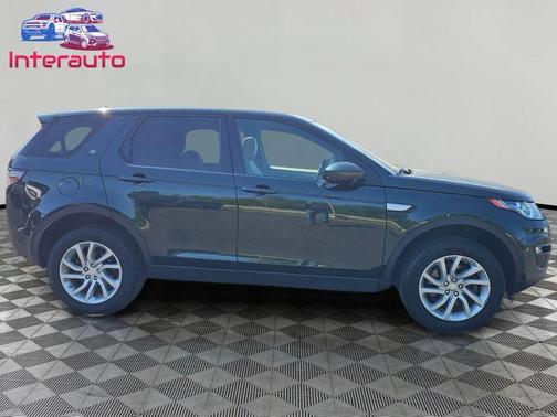 Aintree Green Metallic 2016 Land Rover Discovery Sport HSE