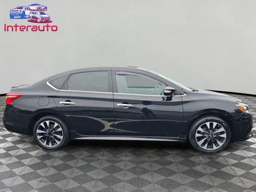 Super Black 2017 Nissan Sentra SR