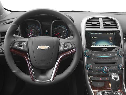 White 2013 Chevrolet Malibu 1LT