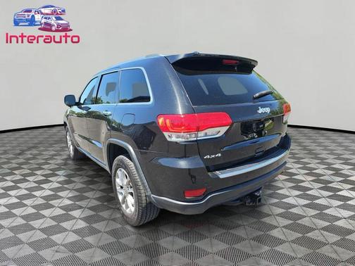 Brilliant Black Crystal Pearlcoat 2015 Jeep Grand Cherokee Limited
