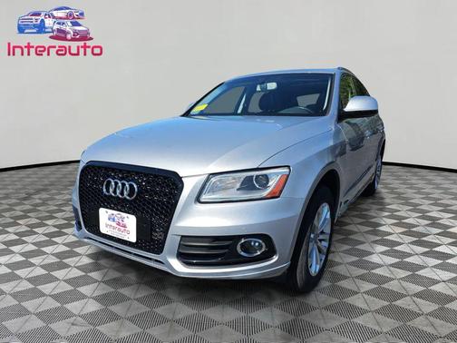 Silver 2015 Audi Q5 2.0T Premium Plus