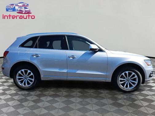 Silver 2015 Audi Q5 2.0T Premium Plus