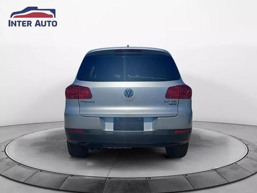 2012 Volkswagen Tiguan 2.0T SE 4MOTION