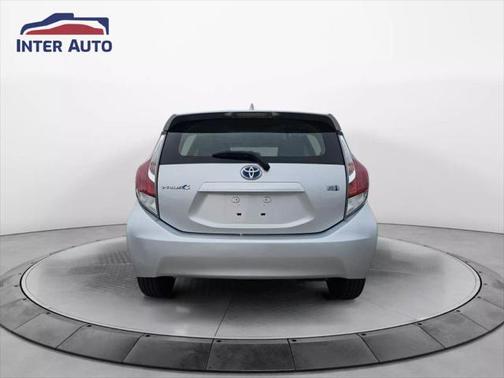 2015 Toyota Prius c Three