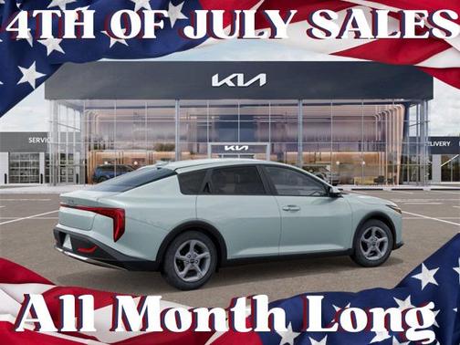 2025 Kia K4 LXS