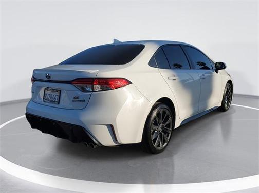 2024 Toyota Corolla Hybrid SE