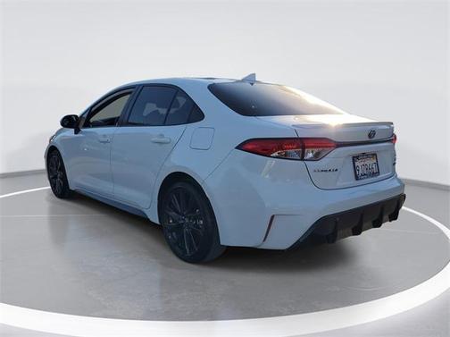 2024 Toyota Corolla Hybrid SE