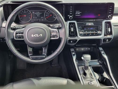 Wolf Gray 2022 Kia Sorento SX