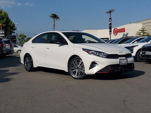Snow White Pearl 2023 Kia Forte GT-Line