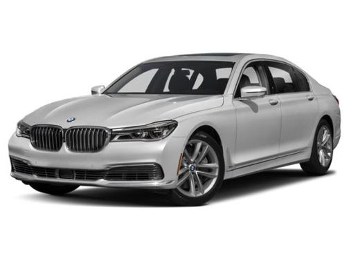 2019 BMW 750 i