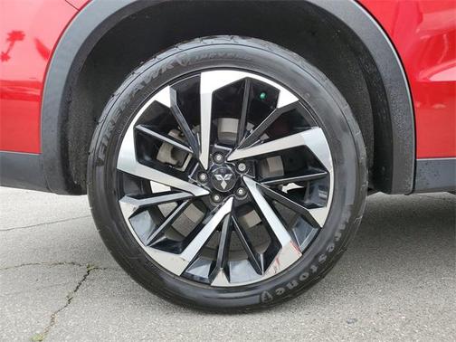 2022 Mitsubishi Outlander ES