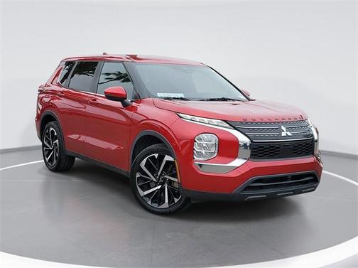 2022 Mitsubishi Outlander ES