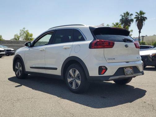 2021 Kia Niro LX