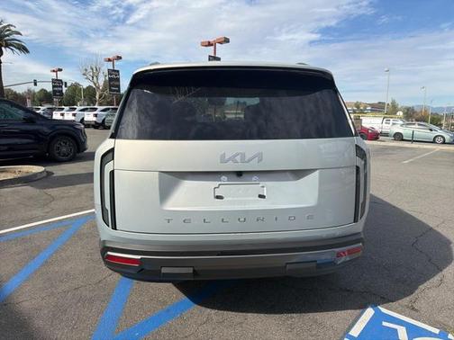 2027 Kia Telluride S