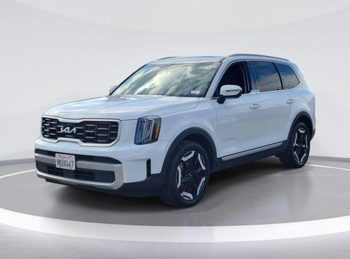 Glacial White Pearl 2024 Kia Telluride S