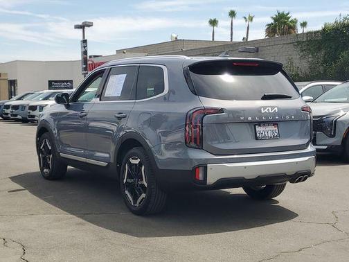 Everlasting Silver 2024 Kia Telluride EX