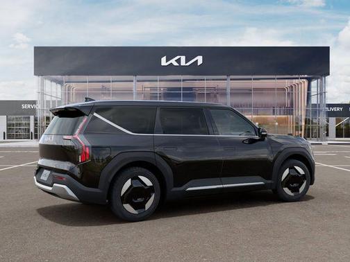 Ebony Black 2026 Kia EV9 Light Long Range