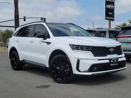 Glacial White Pearl 2021 Kia Sorento SX