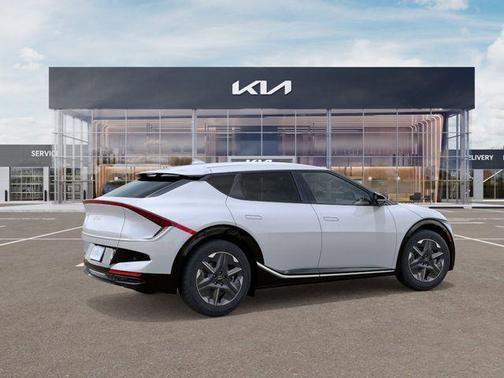 Glacial White Pearl 2026 Kia EV6 Light